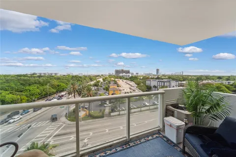 13499 Biscayne Blvd # 703, North Miami FL 33181