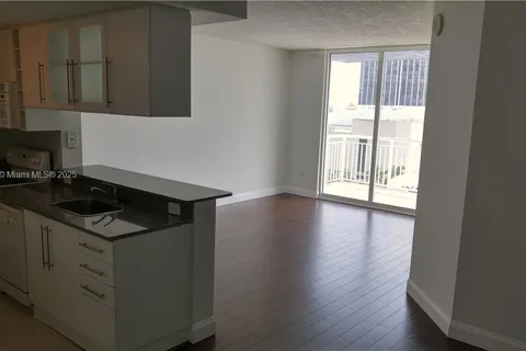 275 NE 18th St # 1004, Miami FL 33132