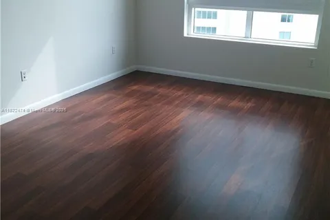 1900 N Bayshore Dr # 1811, Miami FL 33132