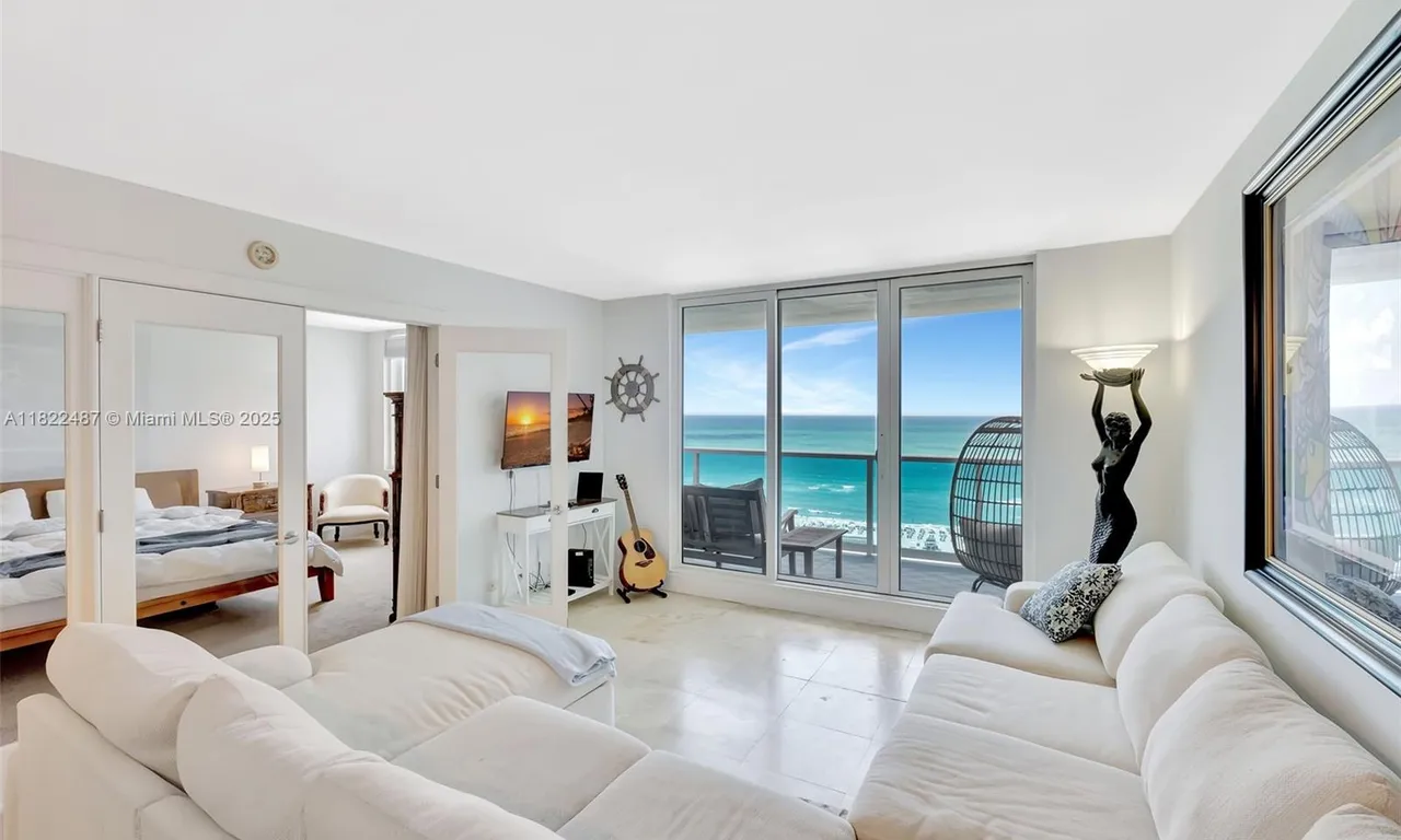 2301 Collins Ave # 1425, Miami Beach FL 33139