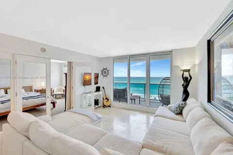 2301 Collins Ave # 1425, Miami Beach FL 33139