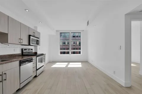 111 E Flagler St # 902, Miami FL 33131