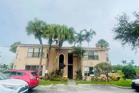 2736 S University Dr # 1102, Davie FL 33328