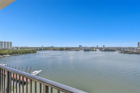 17100 N Bay Rd # 1904, Sunny Isles Beach FL 33160