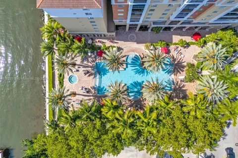 17100 N Bay Rd # 1904, Sunny Isles Beach FL 33160