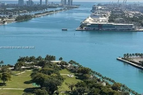 1040 Biscayne Blvd # 3008, Miami FL 33132