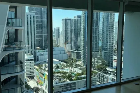 1040 Biscayne Blvd # 3008, Miami FL 33132