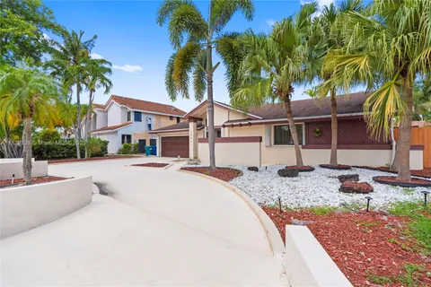 20511 NE 7th Ct, Miami FL 33179