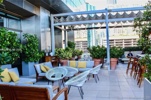 1425 Brickell Ave # 48C, Miami FL 33131