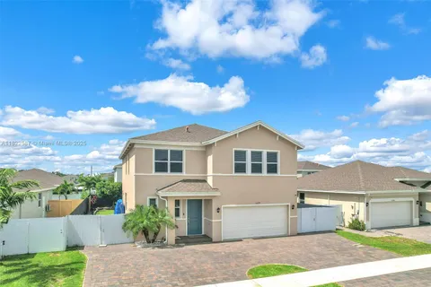 13270 SW 272nd St, Homestead FL 33032