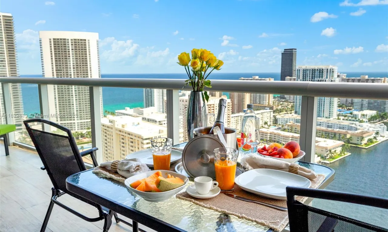 2600 E Hallandale Beach Blvd # T3103, Hallandale Beach FL 33009