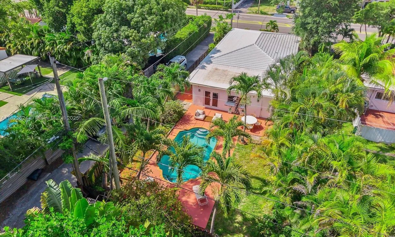 25 NW 95th St, Miami Shores FL 33150
