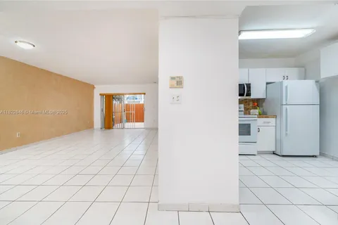 12521 NW 11th Ln # 105, Miami FL 33182