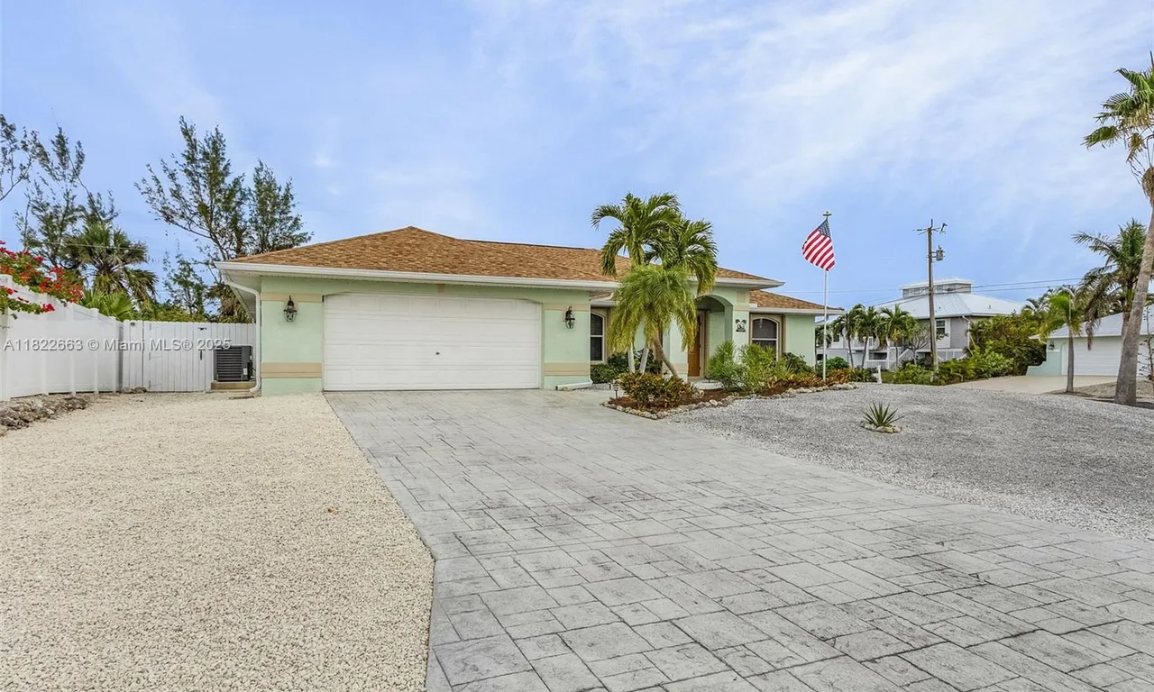 3462 Manatee Drive, Other City - In The State Of Florida FL 33956