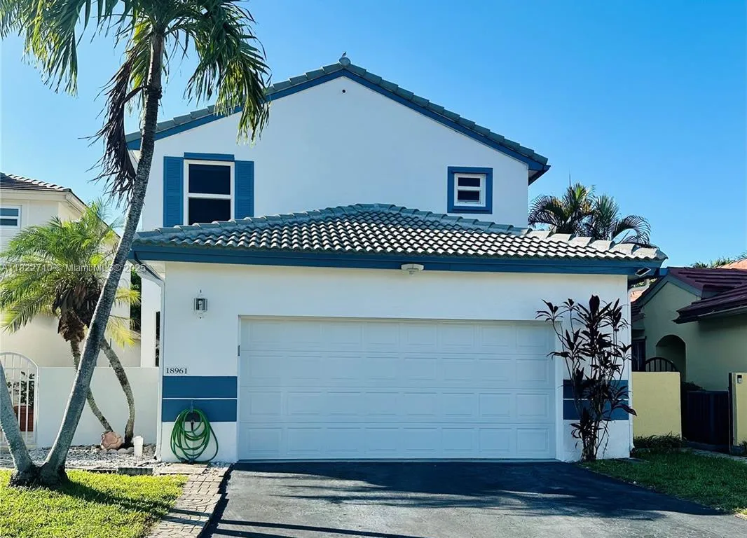 18961 NW 22nd St, Pembroke Pines FL 33029