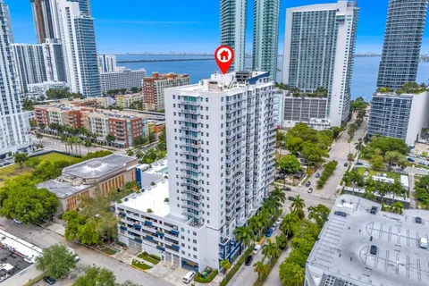 275 NE 18th St # 706, Miami FL 33132