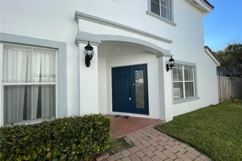 11530 NW 48th Ter, Doral FL 33178
