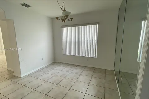 11530 NW 48th Ter, Doral FL 33178