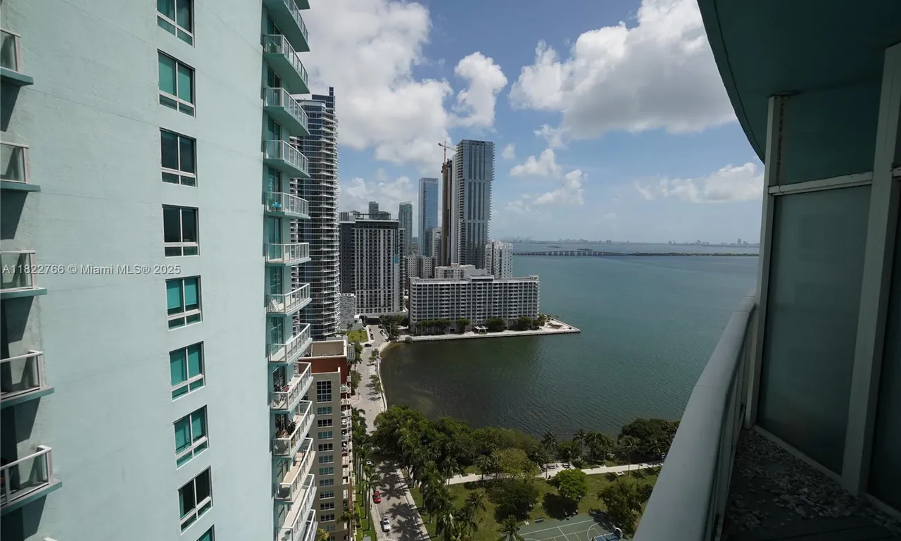 1900 N Bayshore Dr # 2510, Miami FL 33132