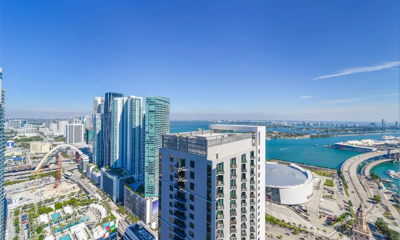 159 NE 6th St # 4601, Miami FL 33132
