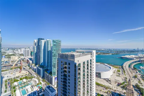 159 NE 6th St # 4601, Miami FL 33132