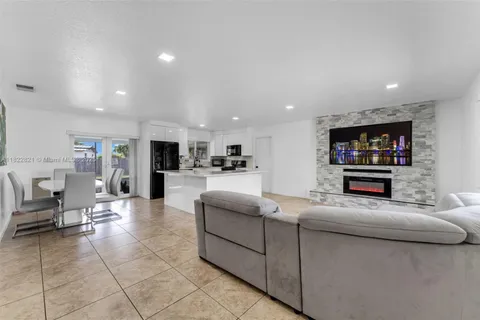 27645 SW 163rd Ave, Homestead FL 33031