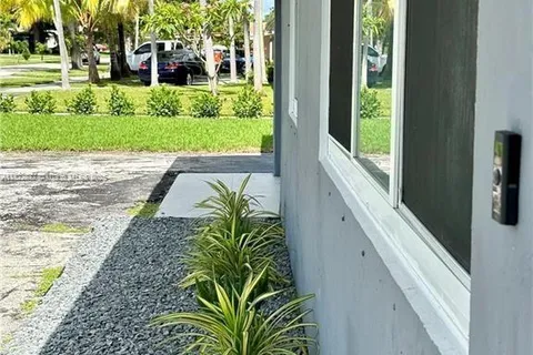 1400 N Park Rd # 0, Hollywood FL 33021