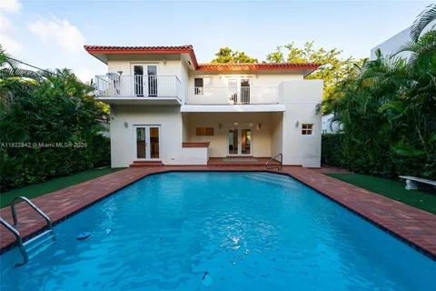 1910 Ferdinand St, Coral Gables FL 33134