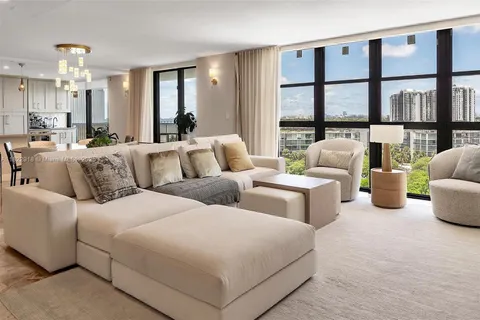 9 Island Ave # 1014, Miami Beach FL 33139