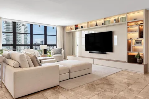 9 Island Ave # 1014, Miami Beach FL 33139