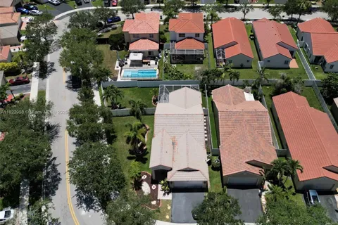 490 Talavera Rd, Weston FL 33326
