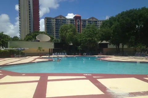 16909 N Bay Rd # 209, Sunny Isles Beach FL 33160