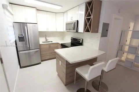 427 Santander Ave # 202, Coral Gables FL 33134