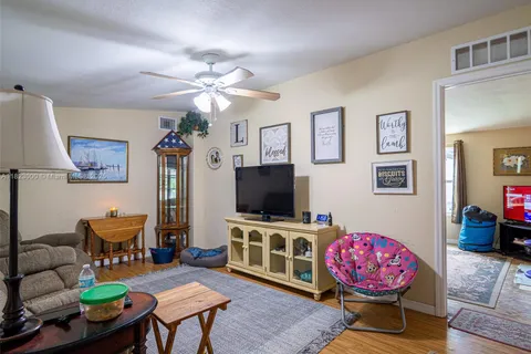 12906 DARLA DR, Riverview FL 33579