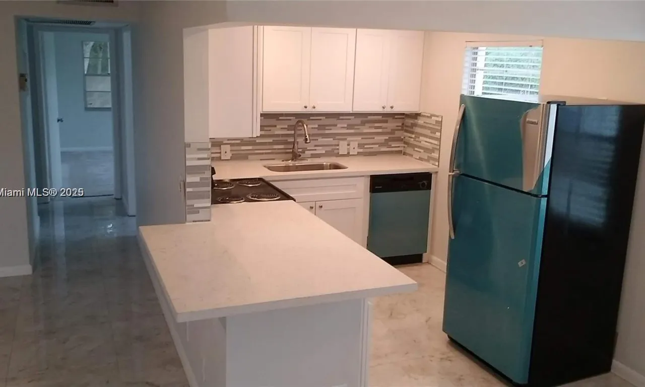 564 N Fanshaw  N # 564, Boca Raton FL 33434