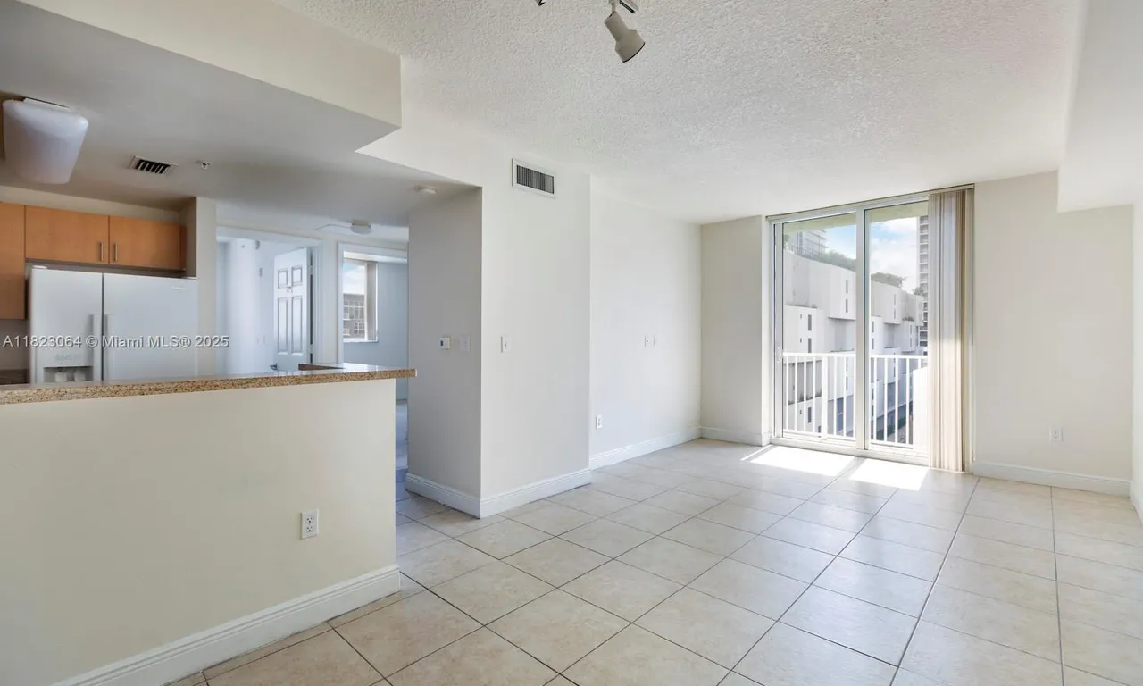 423 NE 23rd St # 609, Miami FL 33137