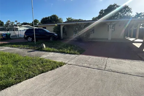 19710 NW 51st Ave # 1, Miami Gardens FL 33055