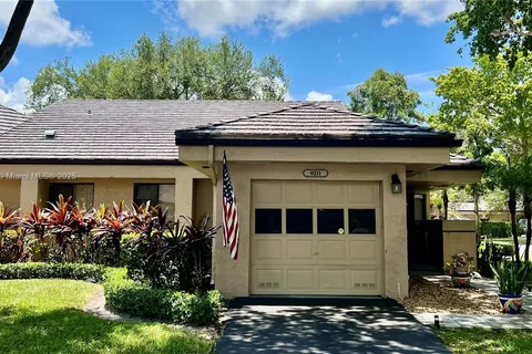 9211 N Chelsea Dr N, Plantation FL 33324