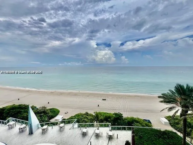 17121 Collins Ave # 1003, Sunny Isles Beach FL 33160