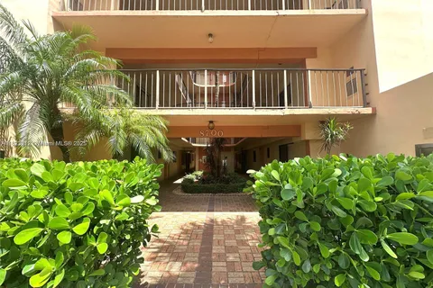 8700 SW 133rd Ave # 312, Miami FL 33183