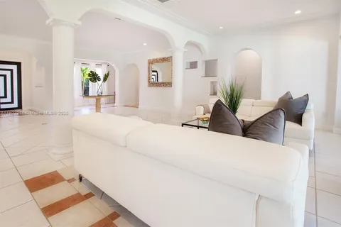 100 SW 26th Rd # 100, Miami FL 33129