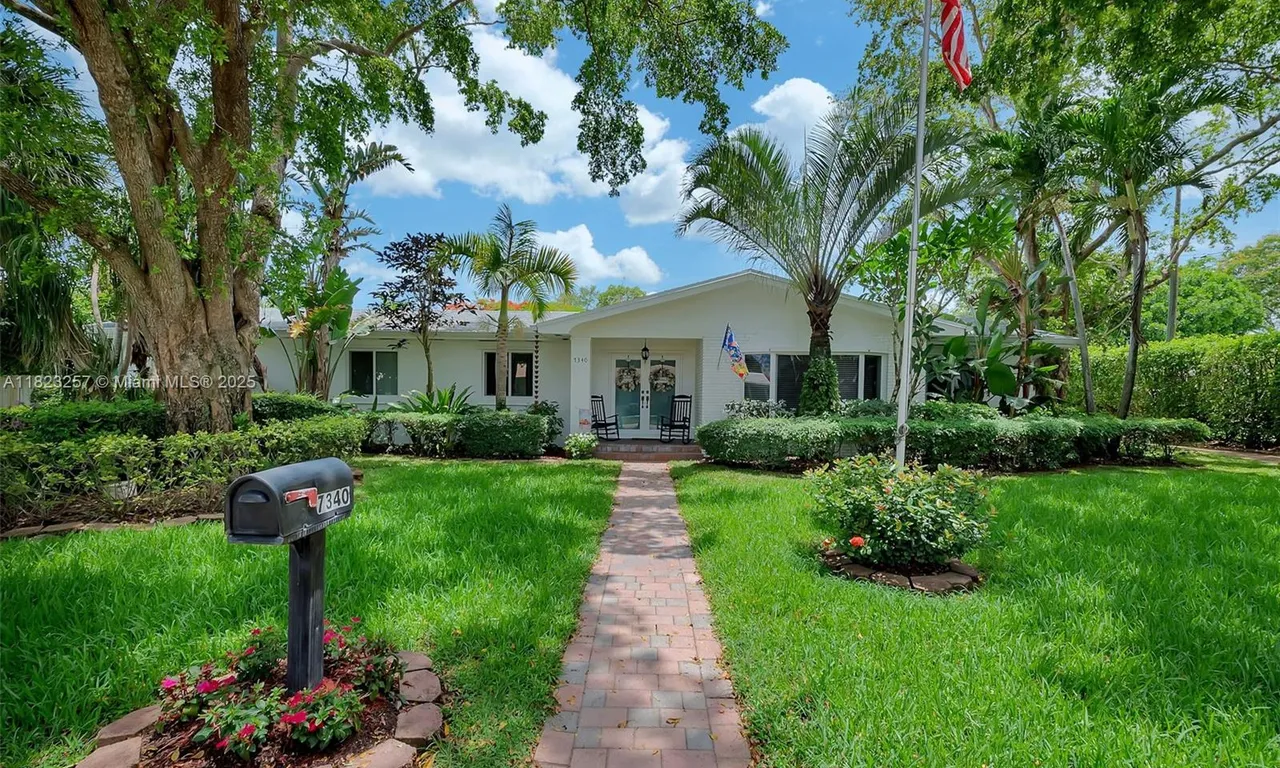 7340 SW 123rd Ter, Pinecrest FL 33156
