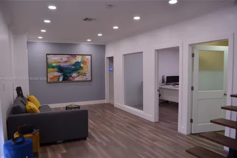 7311 NW 12th St # 20, Miami FL 33126