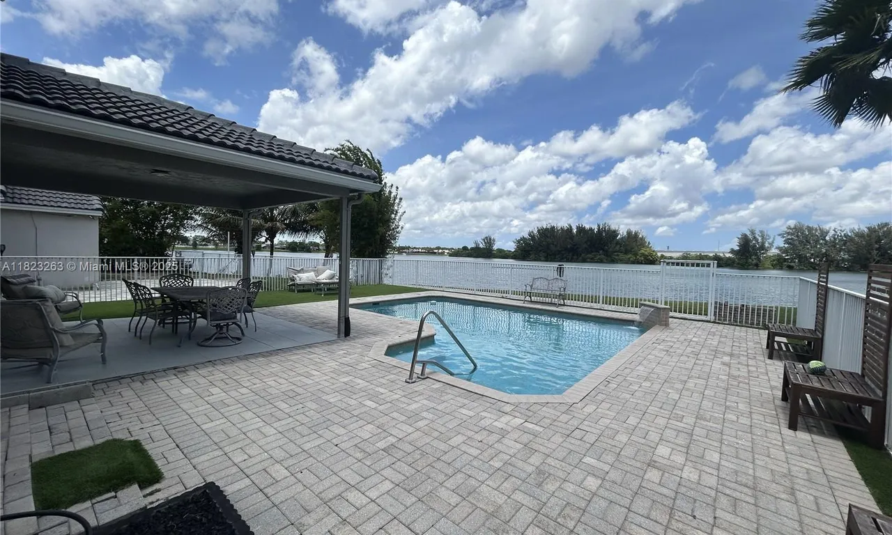 5708 S Plum Bay Pkwy # 5708, Tamarac FL 33321