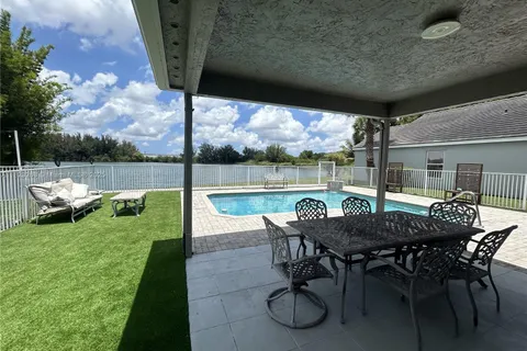 5708 S Plum Bay Pkwy # 5708, Tamarac FL 33321