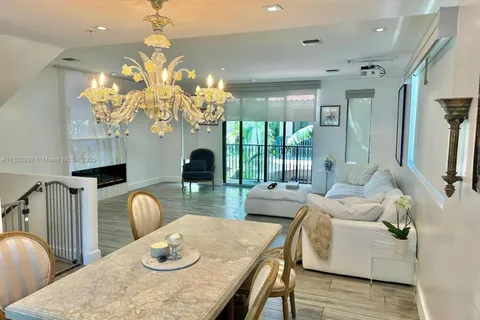 1150 98th St # 10, Bay Harbor Islands FL 33154