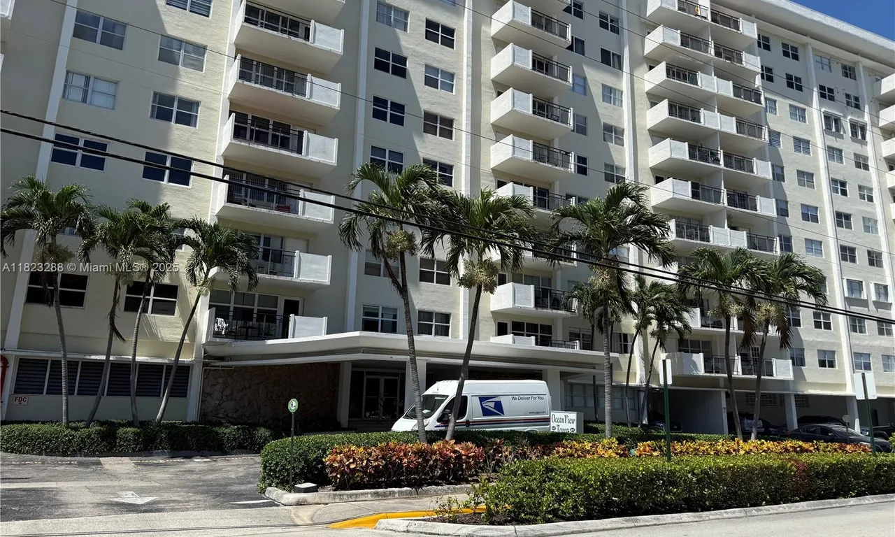 401 Golden Isles Dr # 202, Hallandale Beach FL 33009