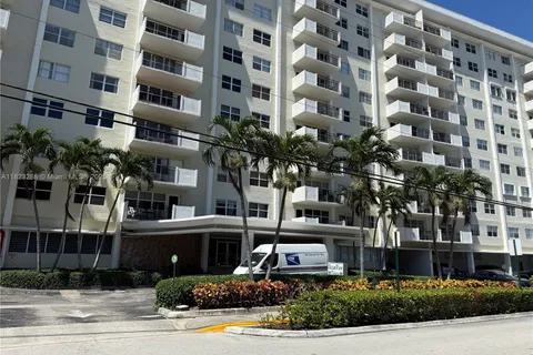 401 Golden Isles Dr # 202, Hallandale Beach FL 33009