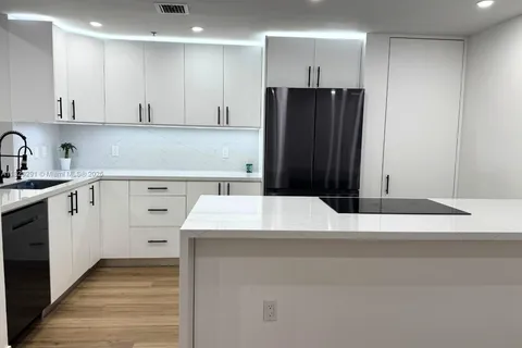 6630 NW 114th Ave # 1524, Doral FL 33178