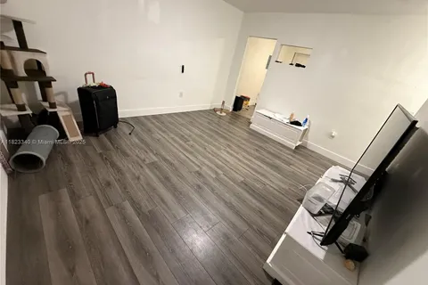 5802 NE 3rd Ave # 2, Miami FL 33137